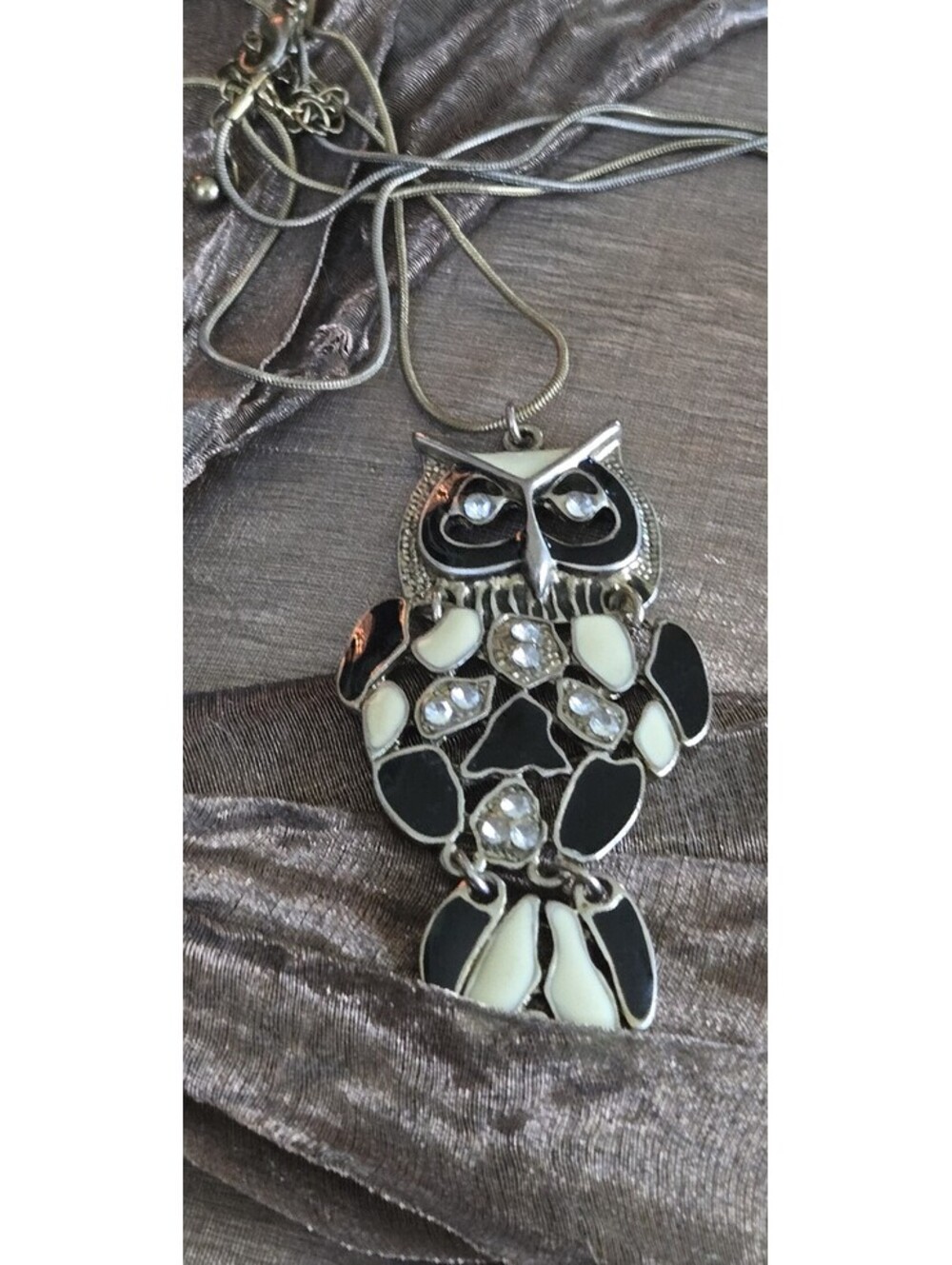 Vintage Black & White Spotted Enamel Rhinestone Owl Silvertone Pendant Necklace